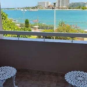 https://fishermans-ocho-rios.hotelsochorios.net