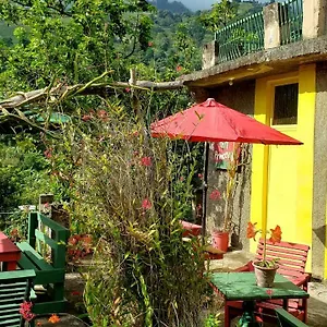 Guest house Valley, Irish Town